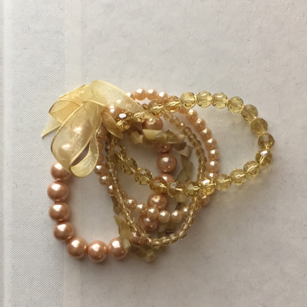 Champagne (cream) bracelet set